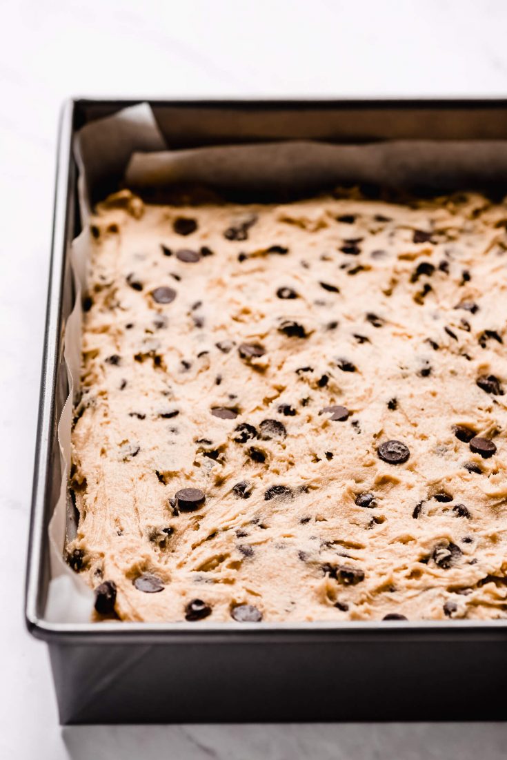 Chocolate Chip Cookie Bars Garnish Glaze