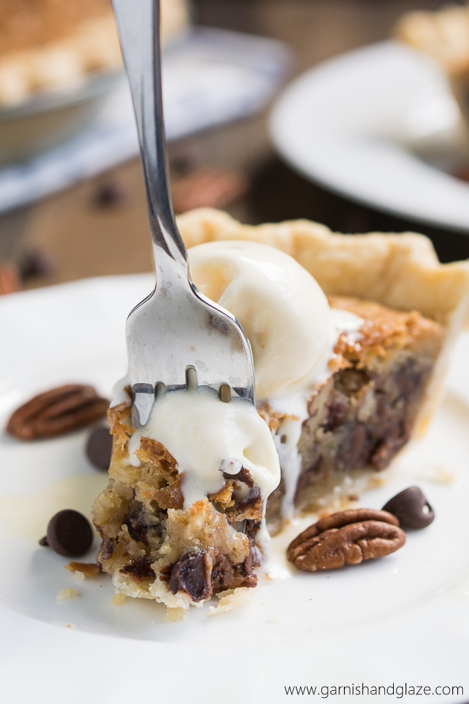 Toll House Chocolate Chip Cookie Pie - Garnish & Glaze