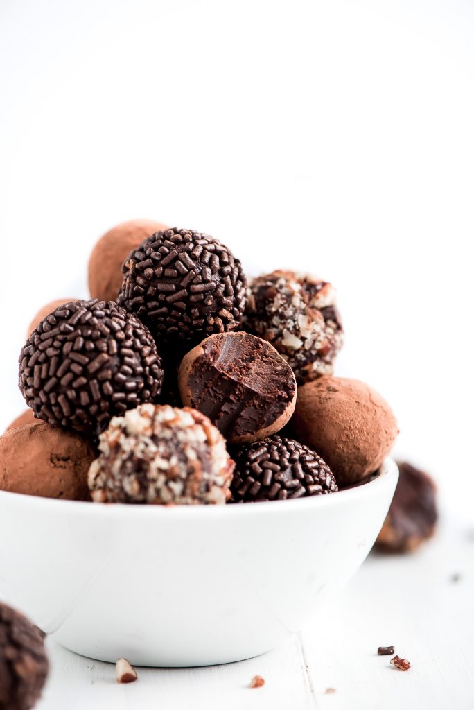 4Ingredient Chocolate Truffles Garnish & Glaze