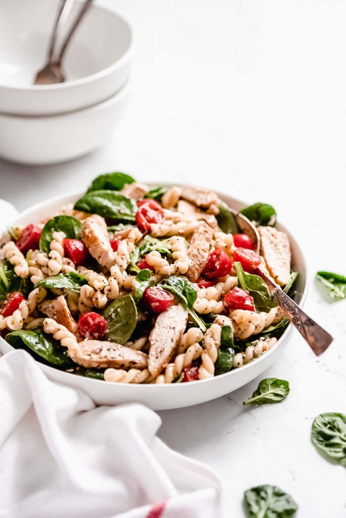 Chicken Pasta Salad with Spinach & Tomatoes - Garnish & Glaze