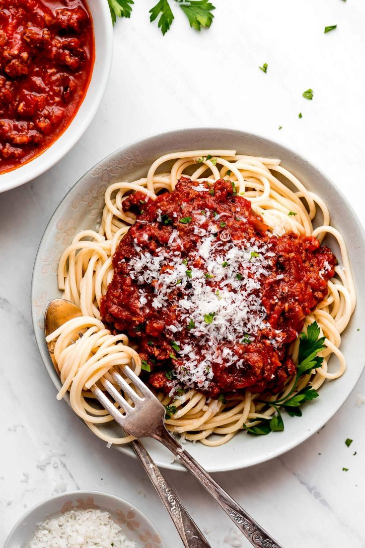 Slow Cooker Spaghetti Meat Sauce - Garnish & Glaze