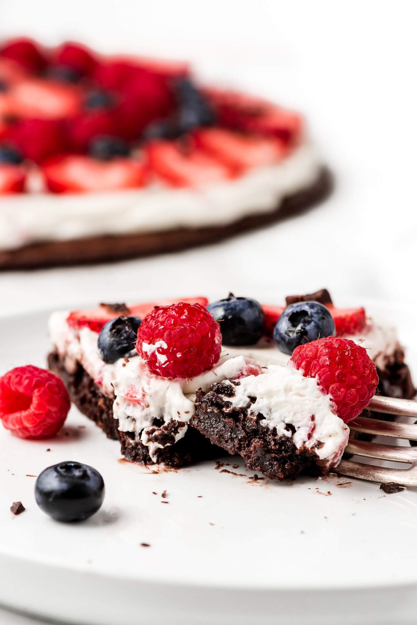 Berry Brownie Pizza Garnish And Glaze