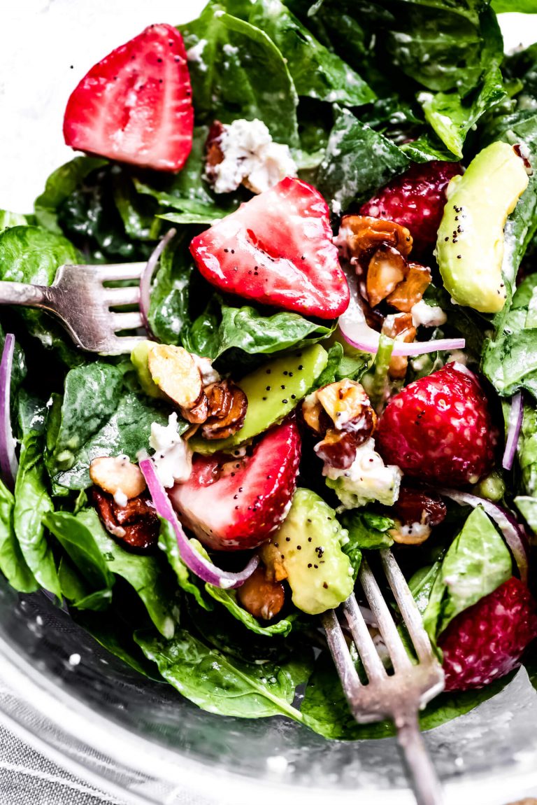 Strawberry Spinach Salad - Garnish & Glaze