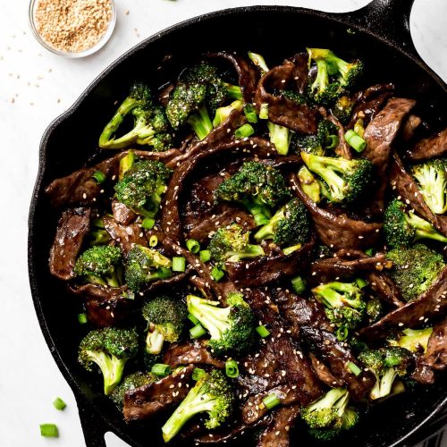 https://www.garnishandglaze.com/wp-content/uploads/2021/01/beef-and-broccoli-2-500x500.jpg