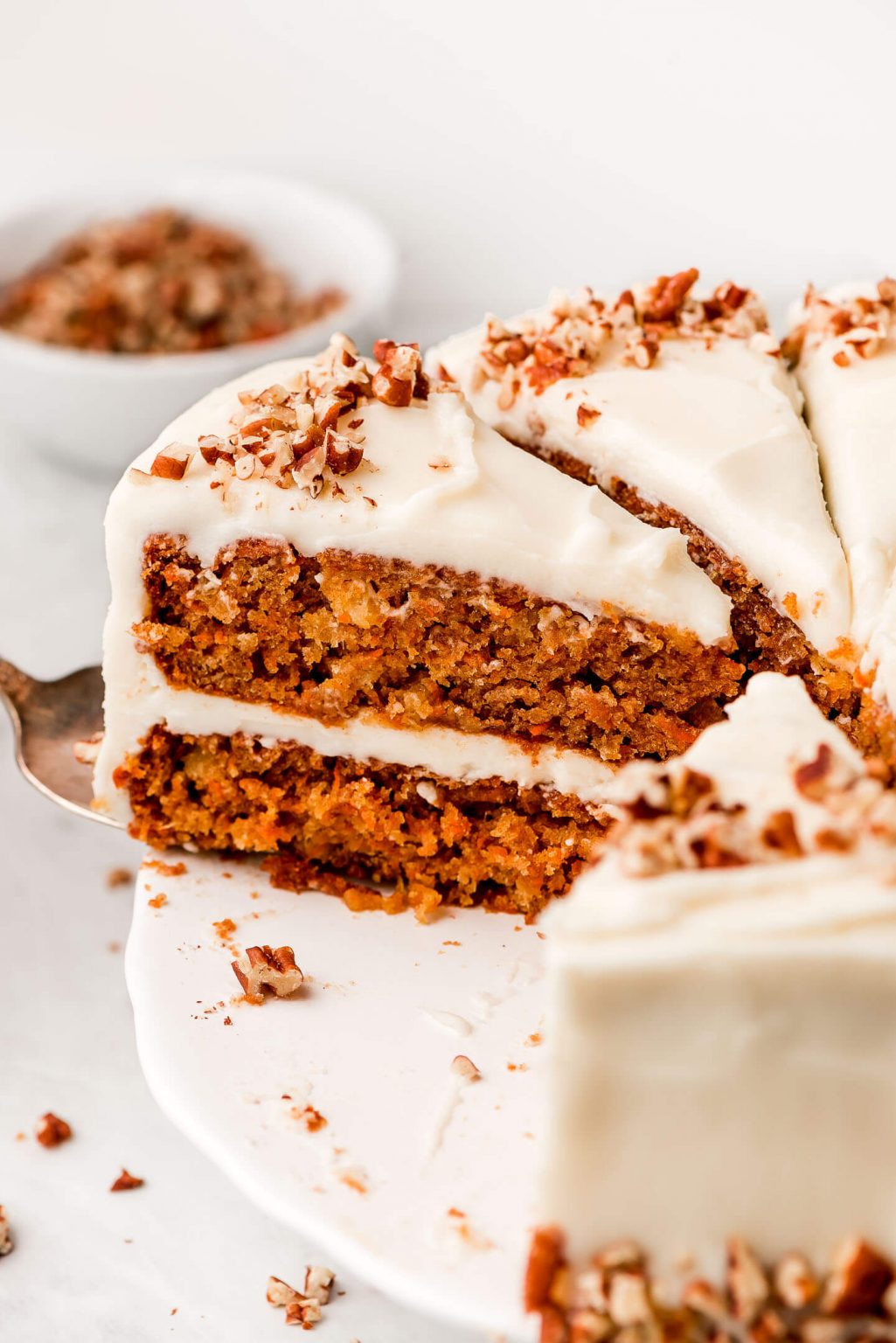 Incredibly Moist Easy Carrot Cake Garnish Glaze