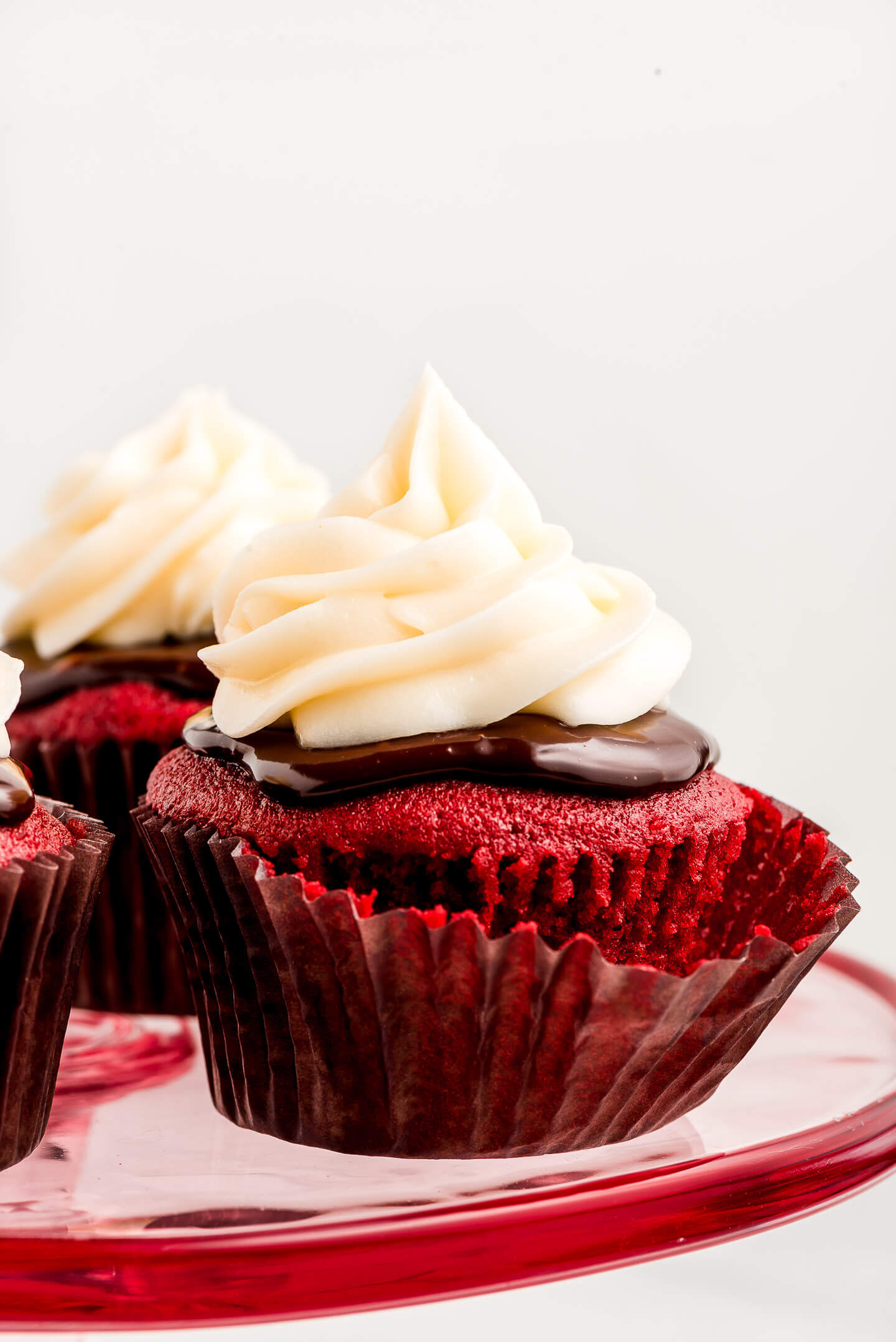 Ultimate Red Velvet Cupcakes - Garnish &